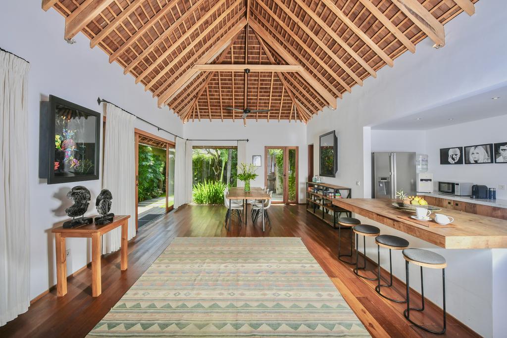 Villa Lala กูตา ภายนอก รูปภาพ